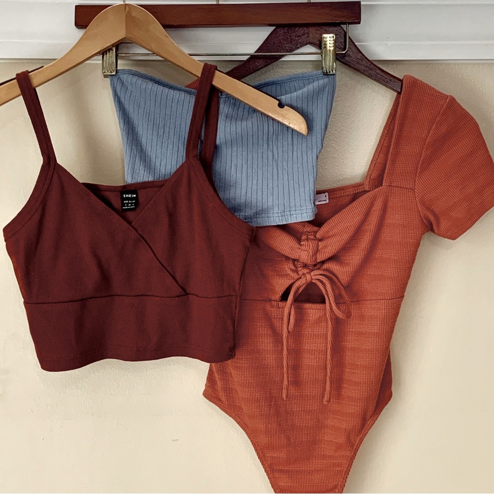 Juniors Tops Bundle! Crop, Tube and Bodysuit 🌈